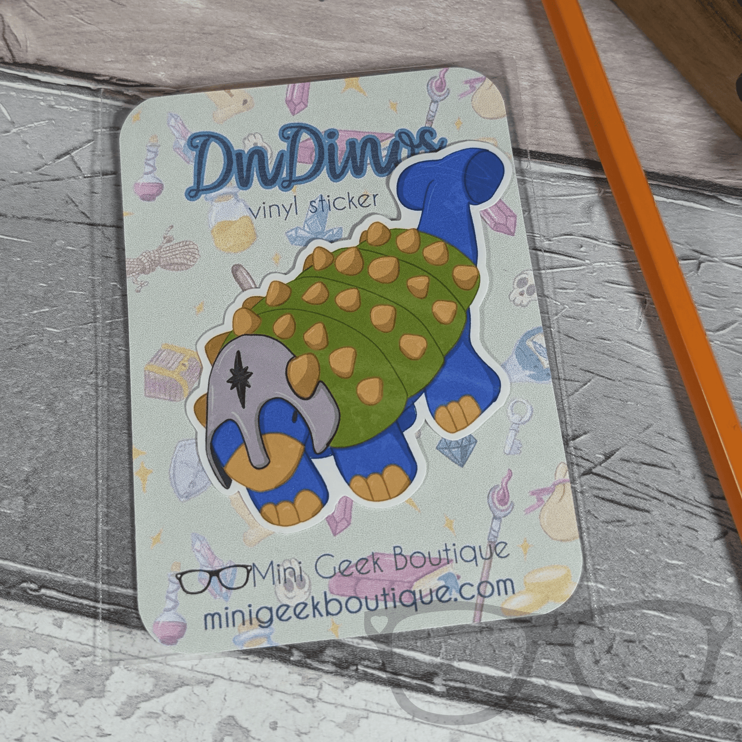 Dinosaur vinyl sticker Hank the Tank Paladin Ankylosaurus - Mini Geek Boutique