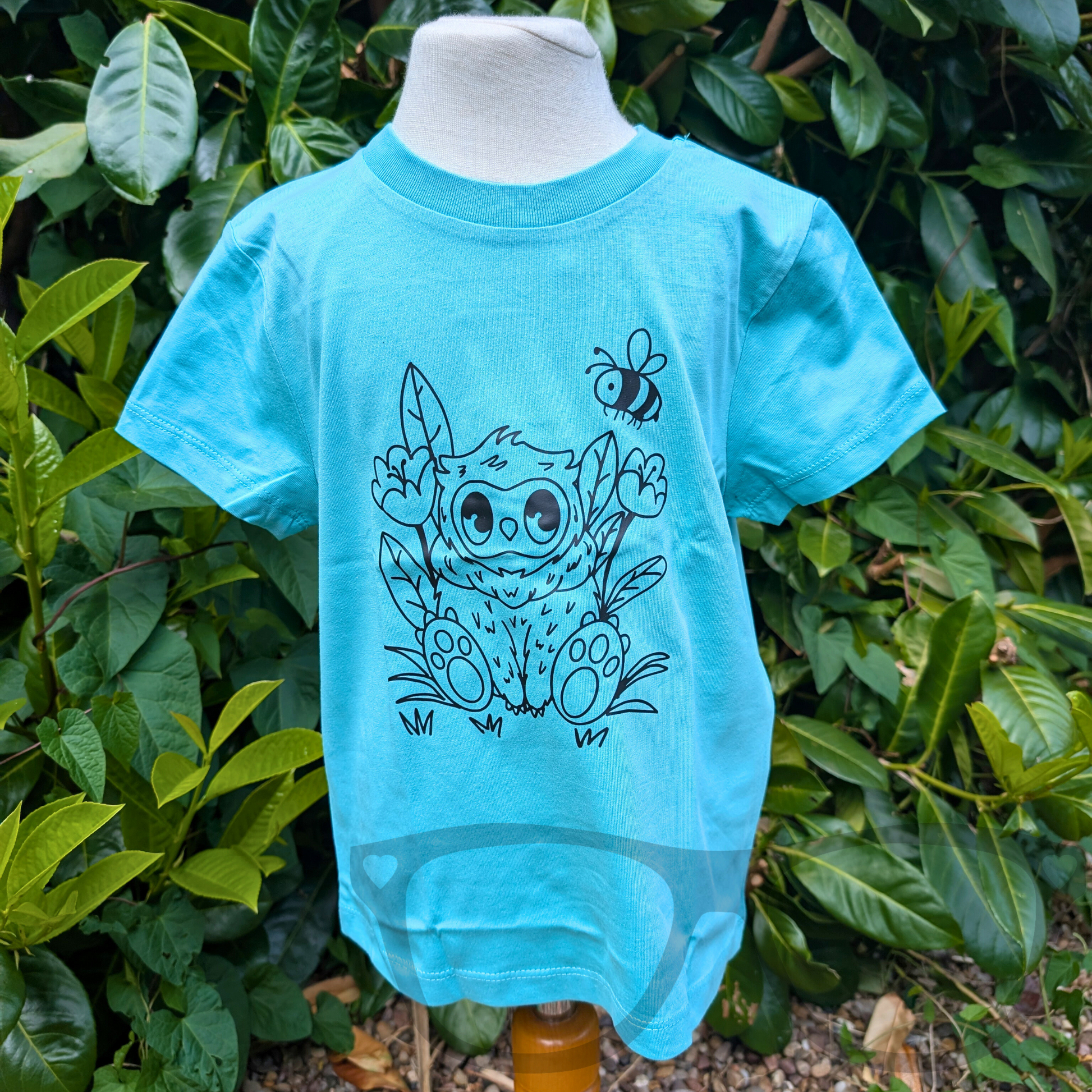 full_view_blue_tshirt_owlbear_black_outline_vinyl_heat_press_design