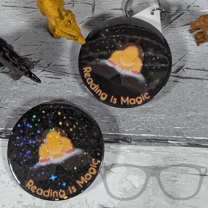 Reading is magic 58mm badge and keyring - Mini Geek Boutique