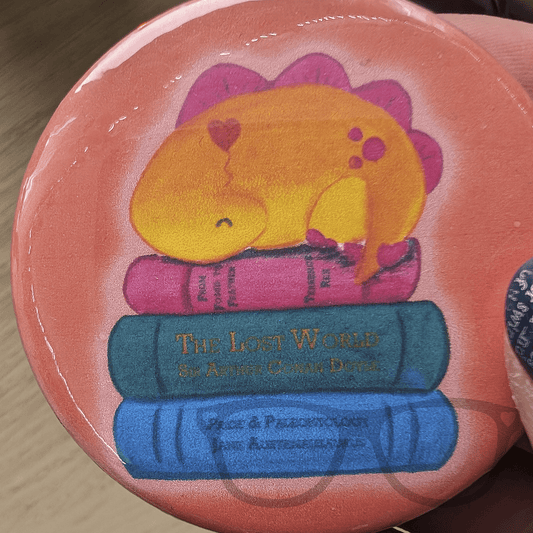 Sleeping Derek on some books 58mm Badge - Mini Geek Boutique